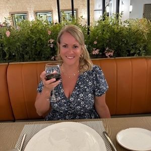 Meet your Posher, Gina